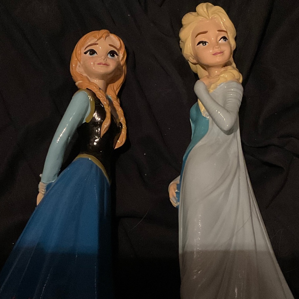 Disney frozen Elsa and Anna